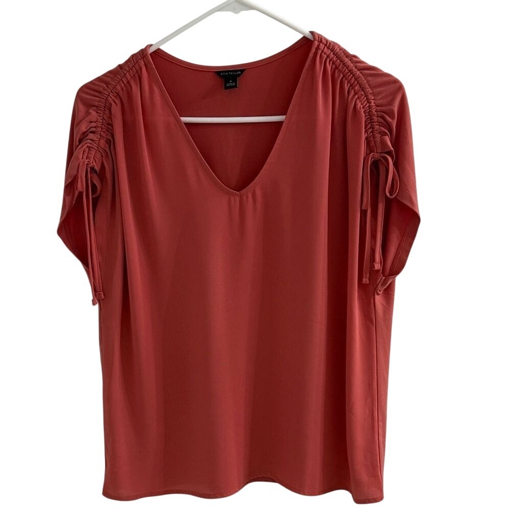 Ann Taylor Coral Pink V-Neck Blouse Cinched Tie Shoulder Short Sleeve Top Medium